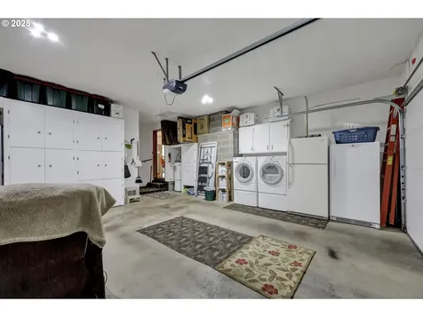 3670 Plumtree Drive Eugene OR 97402