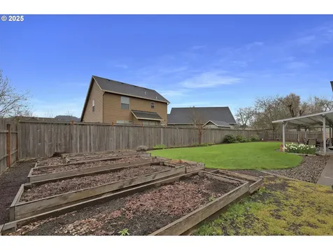 3670 Plumtree Drive Eugene OR 97402