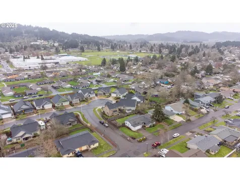 3670 Plumtree Drive Eugene OR 97402