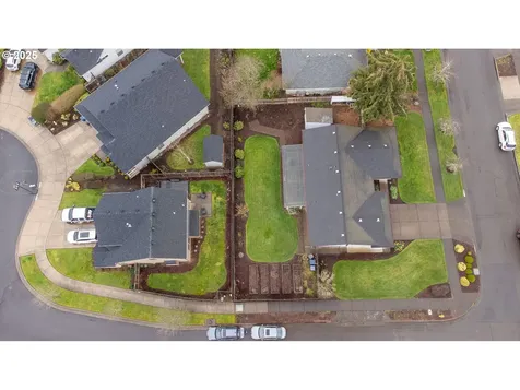 3670 Plumtree Drive Eugene OR 97402