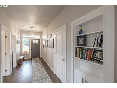 405 NW Juniper Lane Albany OR 97321