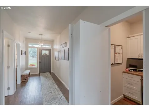 405 NW Juniper Lane Albany OR 97321
