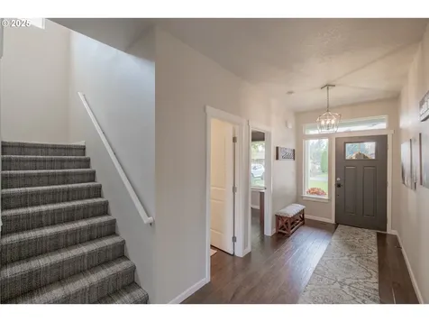 405 NW Juniper Lane Albany OR 97321