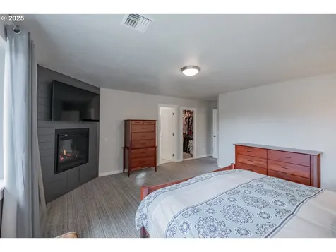 405 NW Juniper Lane Albany OR 97321