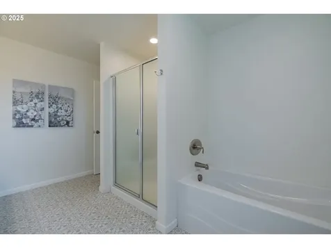 405 NW Juniper Lane Albany OR 97321