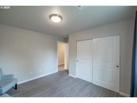 405 NW Juniper Lane Albany OR 97321