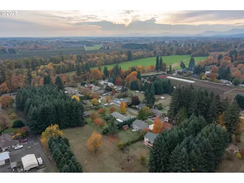 405 NW Juniper Lane Albany OR 97321