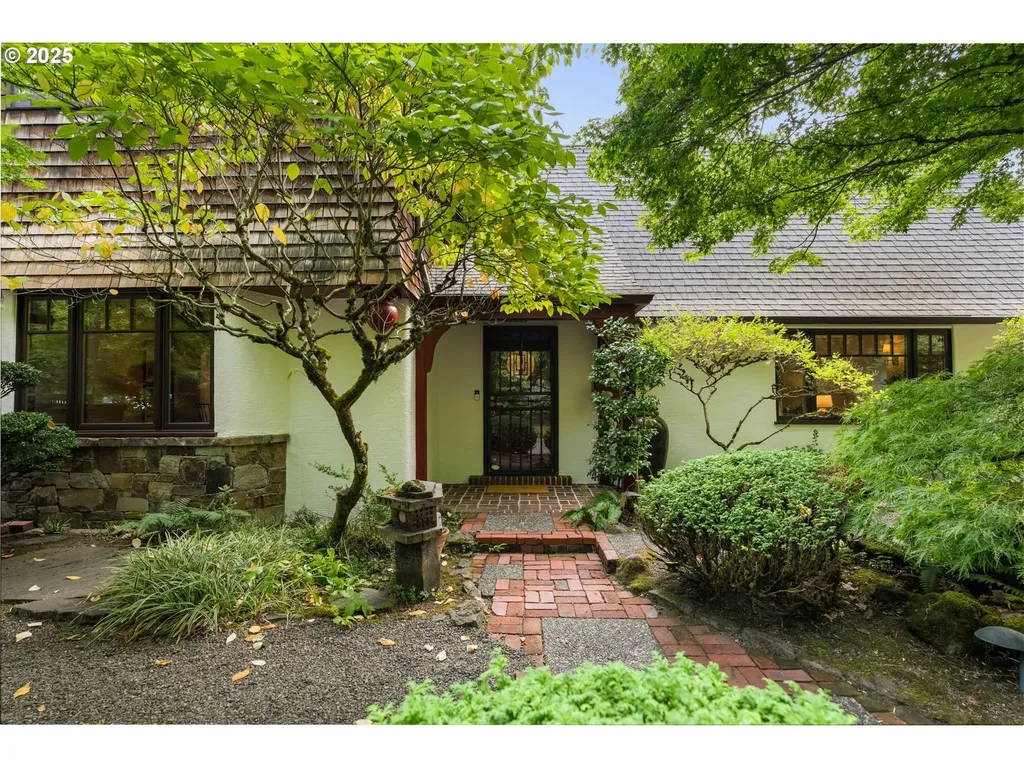7728 SE 7th Avenue Portland OR 97202