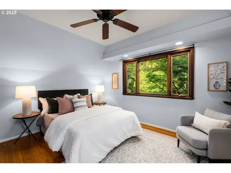 7728 SE 7th Avenue Portland OR 97202