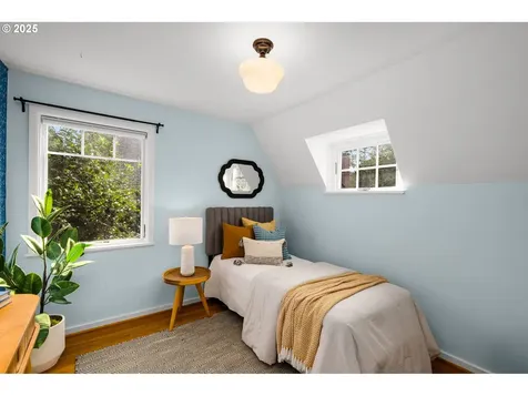 7728 SE 7th Avenue Portland OR 97202