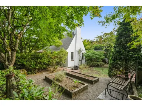 7728 SE 7th Avenue Portland OR 97202