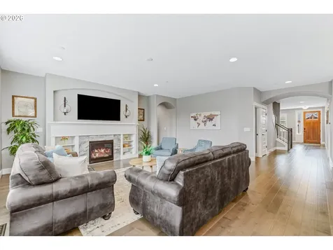 8104 NE 185th Avenue Vancouver WA 98682