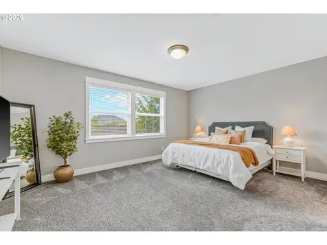 8104 NE 185th Avenue Vancouver WA 98682