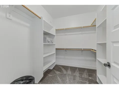 8104 NE 185th Avenue Vancouver WA 98682
