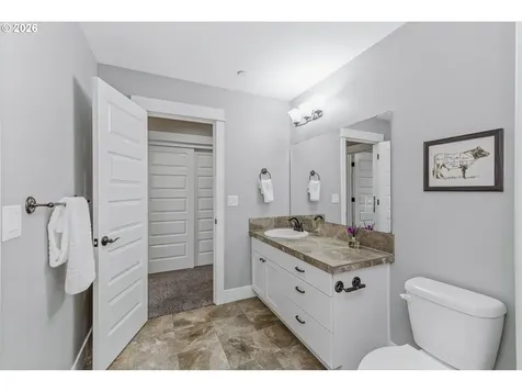 8104 NE 185th Avenue Vancouver WA 98682