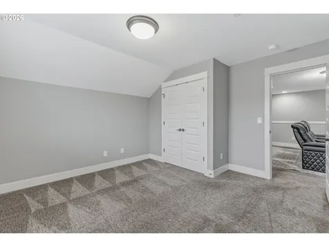 8104 NE 185th Avenue Vancouver WA 98682