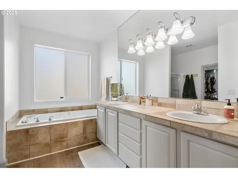 2701 NE 161st Street Ridgefield WA 98642