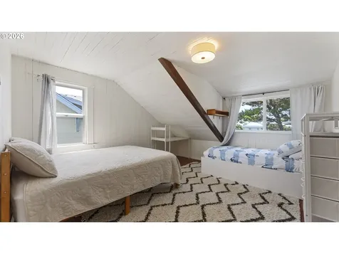 553 N Miller Street Rockaway Beach OR 97136