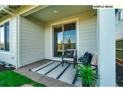 7708 SE Vermont Street Hillsboro OR 97123
