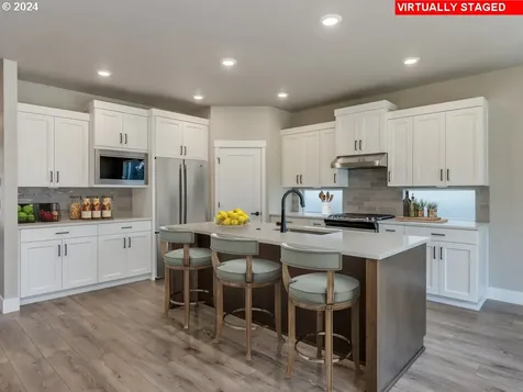 7708 SE Vermont Street Hillsboro OR 97123