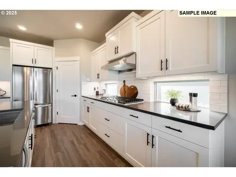 7708 SE Vermont Street Hillsboro OR 97123