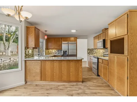 17635 NW Ashland Drive Portland OR 97229