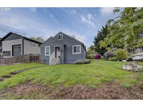 1923 G Street Washougal WA 98671