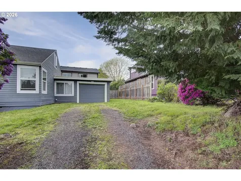 1923 G Street Washougal WA 98671