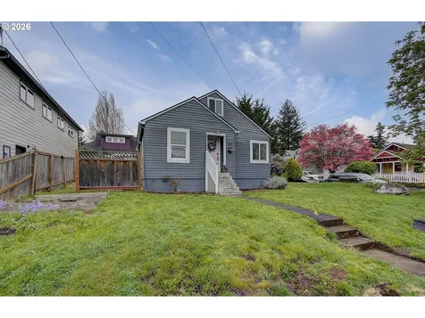 1923 G Street Washougal WA 98671