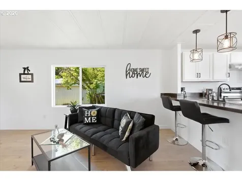 151 Edwards Road S Monmouth OR 97361