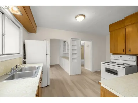 5419 SE 51st Avenue Portland OR 97206