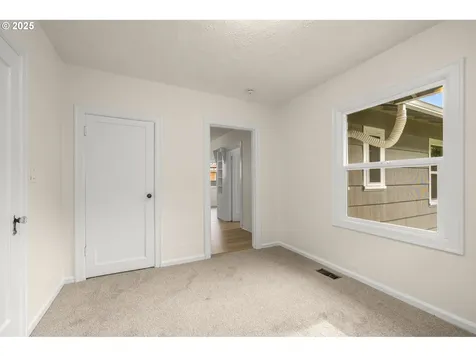 5419 SE 51st Avenue Portland OR 97206