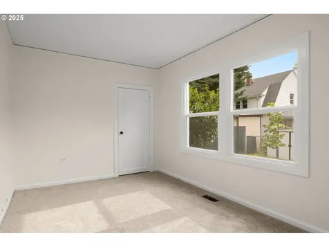 5419 SE 51st Avenue Portland OR 97206