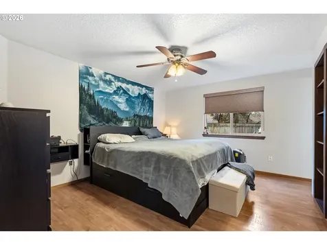 4802 NE 132nd Place Vancouver WA 98682