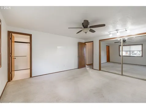 316 NW Wallace Way Mcminnville OR 97128