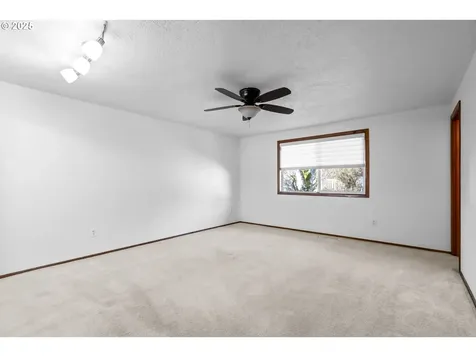 316 NW Wallace Way Mcminnville OR 97128