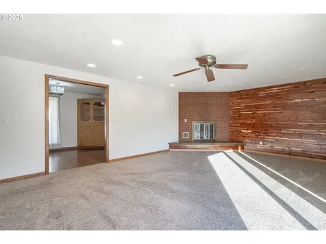 316 NW Wallace Way Mcminnville OR 97128
