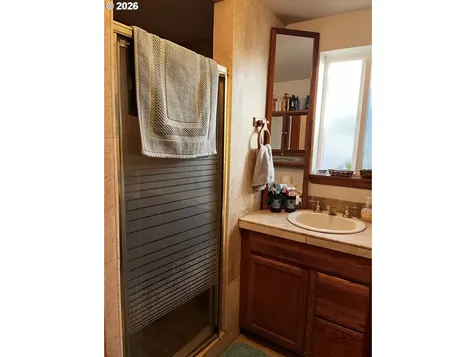 1890 37th Street Florence OR 97439