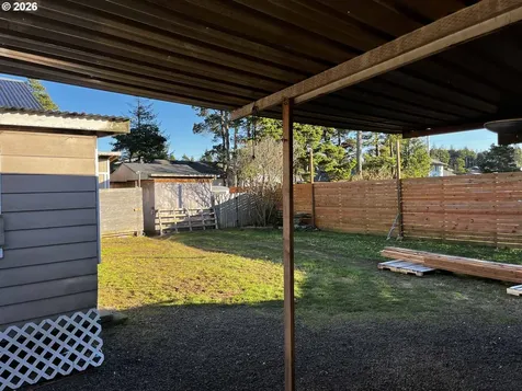 1890 37th Street Florence OR 97439