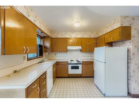 1134 S Ginger Street Cornelius OR 97113