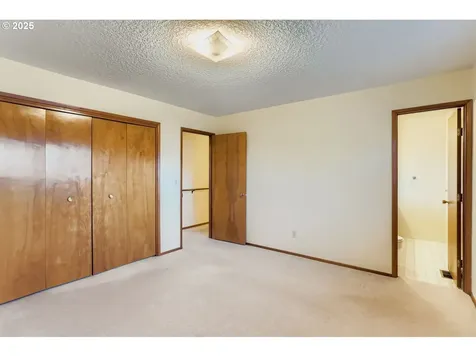 1134 S Ginger Street Cornelius OR 97113