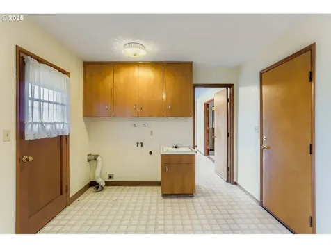 1134 S Ginger Street Cornelius OR 97113