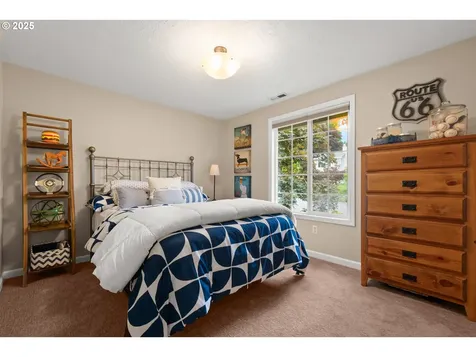 2416 SE Higgins Drive Vancouver WA 98683
