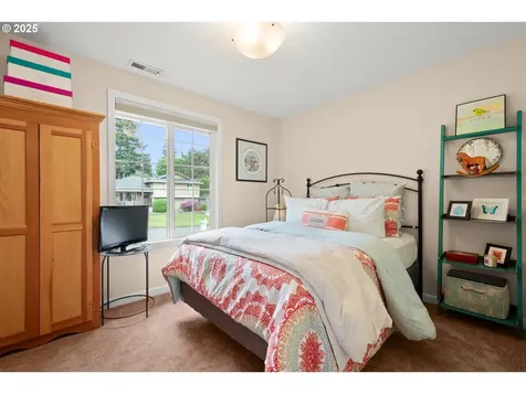 2416 SE Higgins Drive Vancouver WA 98683