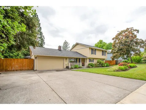 2416 SE Higgins Drive Vancouver WA 98683