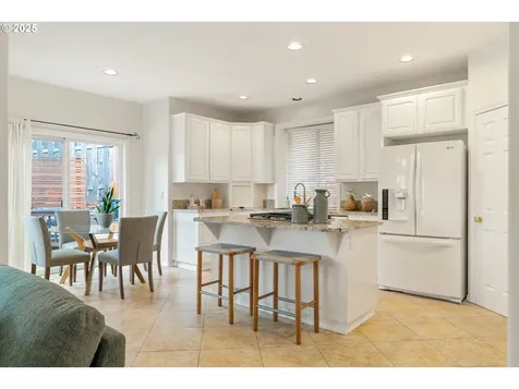 2485 Tipperary Court West Linn OR 97068