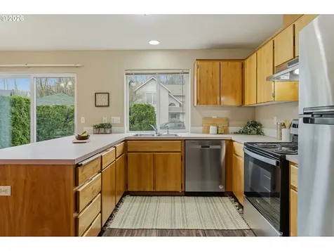 1022/1034 NE Lija Loop Portland OR 97211