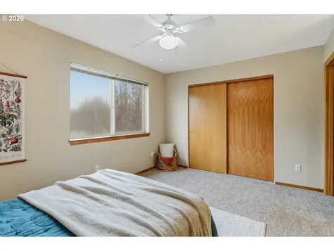 1022/1034 NE Lija Loop Portland OR 97211