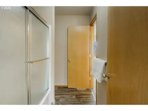 1022/1034 NE Lija Loop Portland OR 97211