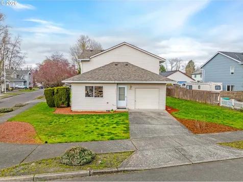 1022/1034 NE Lija Loop Portland OR 97211